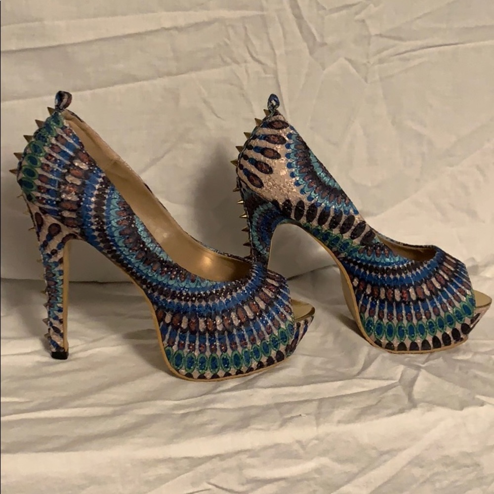 Herstyle platform heels